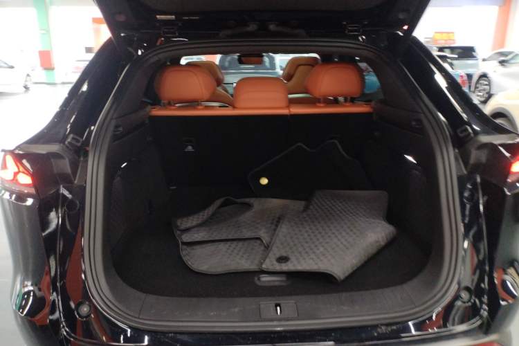 Used Deepal S07 2023 200Max Range-Extended Version Trunk