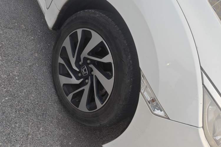 Used Honda Civic 2016 220TURBO CVT Luxury Edition
