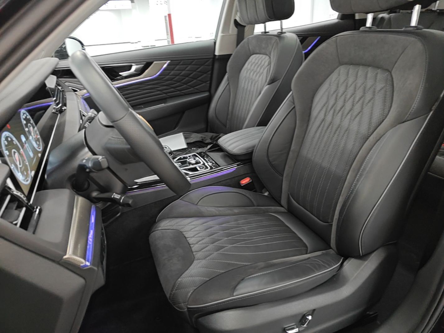 Hongqi HS5 2022 Revised Version 2.0T Smart Connect Flagship Edition — снимка 17
