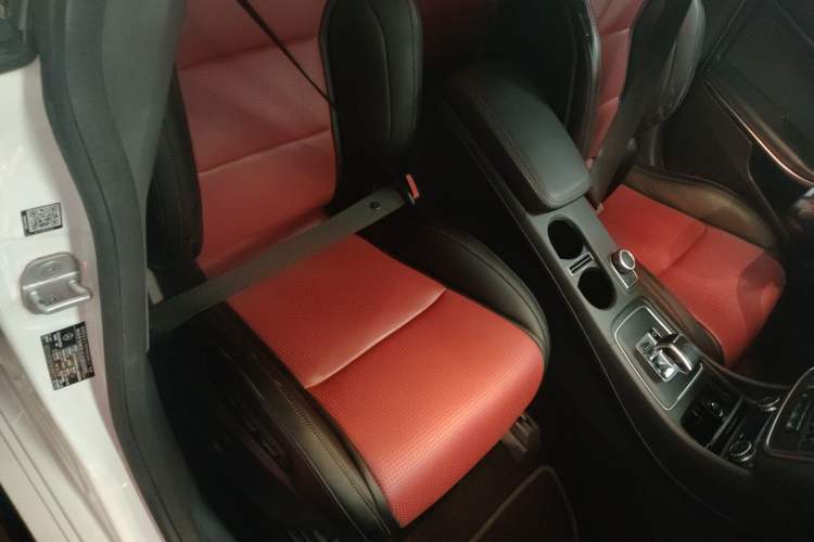 Used Mercedes-Benz CLA AMG 2014 AMG CLA 45 4MATIC Right Front Seat