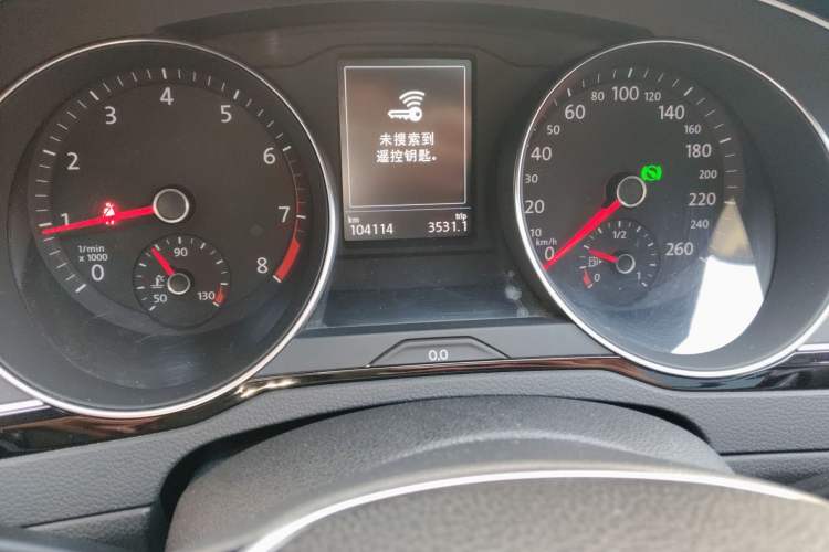 Used Volkswagen Magotan 2017 380TSI DSG Prestige Edition Odometer Close Up