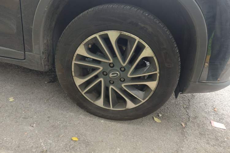 Used GAC Trumpchi GS4 2016 235T G-DCT Elite Edition Right Front Wheel Hub