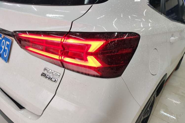 Used Roewe RX3 2021 PRO 1.6L CVT Elite Model Right Rear Taillight