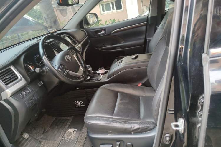 Used Toyota Highlander 2017 2.0T Four-Wheel Drive Ultimate Edition 7 Seats