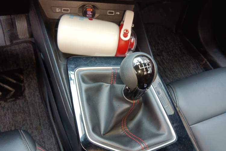 Used MG 5 2023 180 DVVT Manual Luxury Edition
