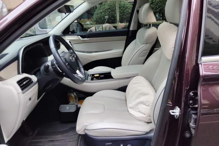 Used Hyundai Palisade 2021 3.5L Automatic 4x4 GLS
