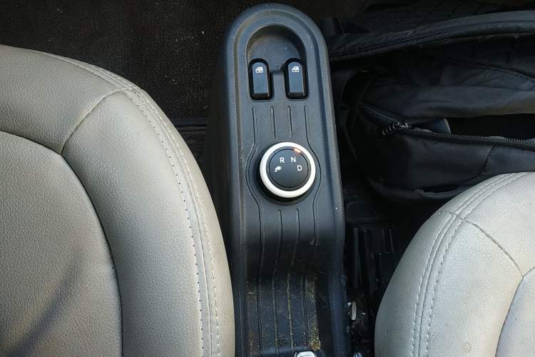 Used Wuling Hongguang MINIEV 2022 Macaron Premium Model – Lithium Iron Phosphate