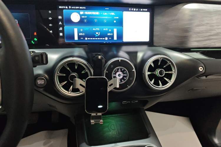 Used Tank 300 2021 City Edition 2.0T—Truly Stylish