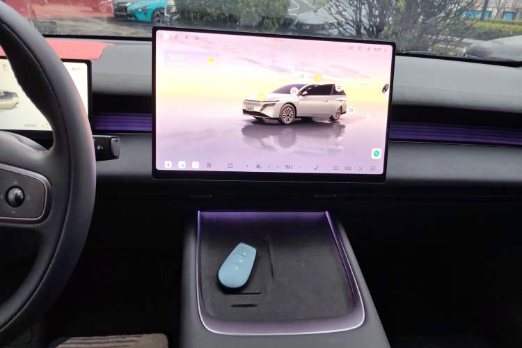 Used Nissan N6 2026 Model 180 Max
