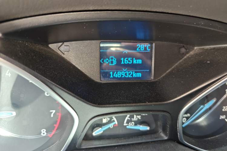 Used Ford Focus 2017 Sedan 1.6L Manual Fashion Edition Smart Drive Version