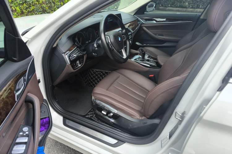 Used BMW 5 Series 2018 525Li Luxury Package