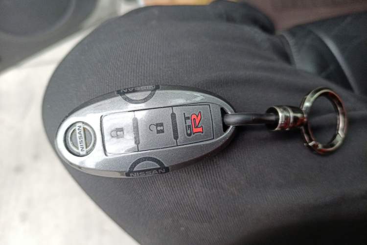 Used Nissan X-Trail 2010 2.5L CVT Flagship Edition 4WD Vehicle Key