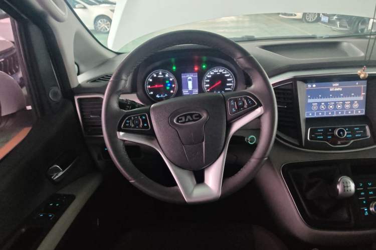 Used JAC Refine M4 2019 Business Series 2.0L Manual - China VI Standard
