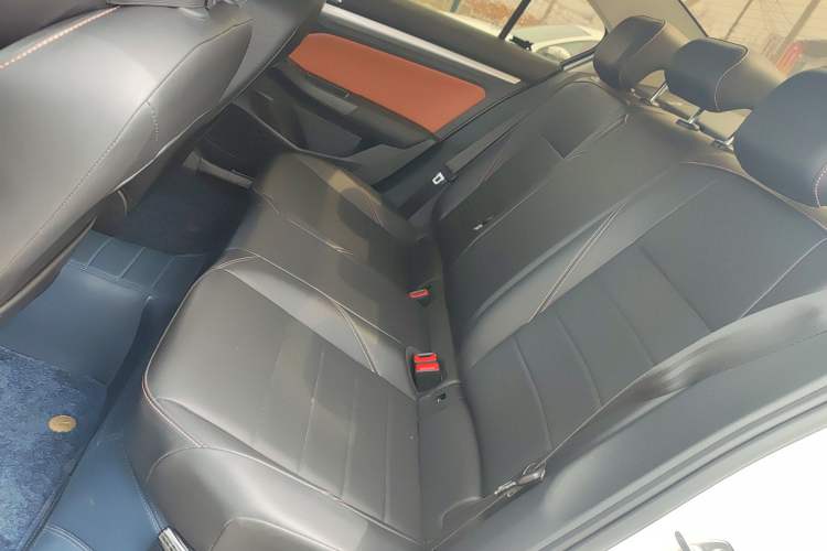 Used Volkswagen Bora 2023 200TSI DSG YueXing PRO Edition Left Rear Seat