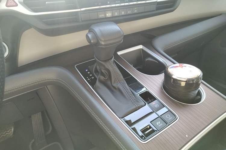 Used Toyota SIENNA 2021 2.5L Hybrid Comfort Edition