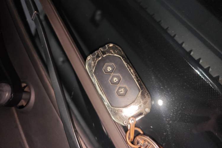 Used Wuling Victory 2020 1.5T CVT Flagship Edition Vehicle Key