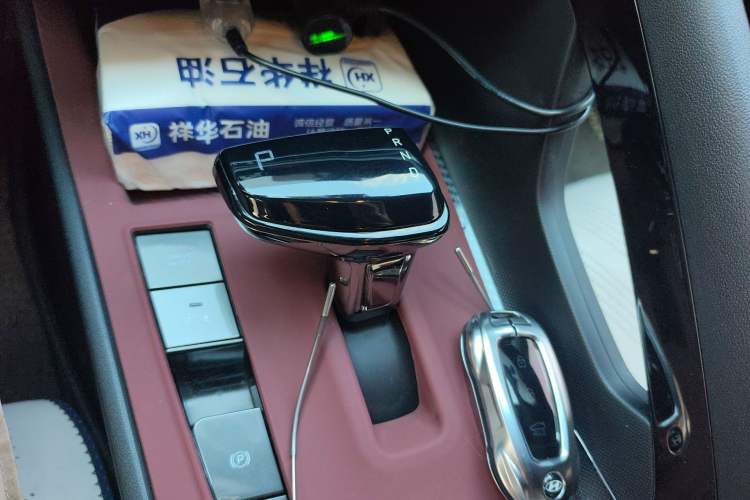 Used Hyundai Elantra 2021 240TGDi DCT TOP Flagship Edition Gear Lever