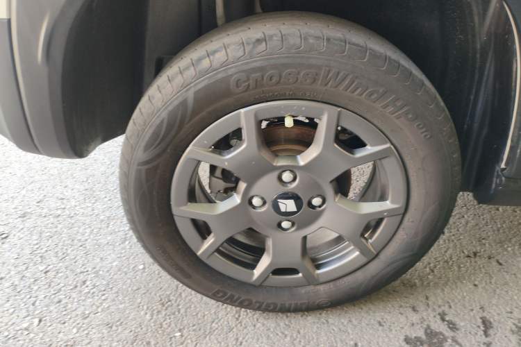 Used Baojun Spark EUV 2025 Flagship Edition 5 Seats Right Rear Wheel Hub