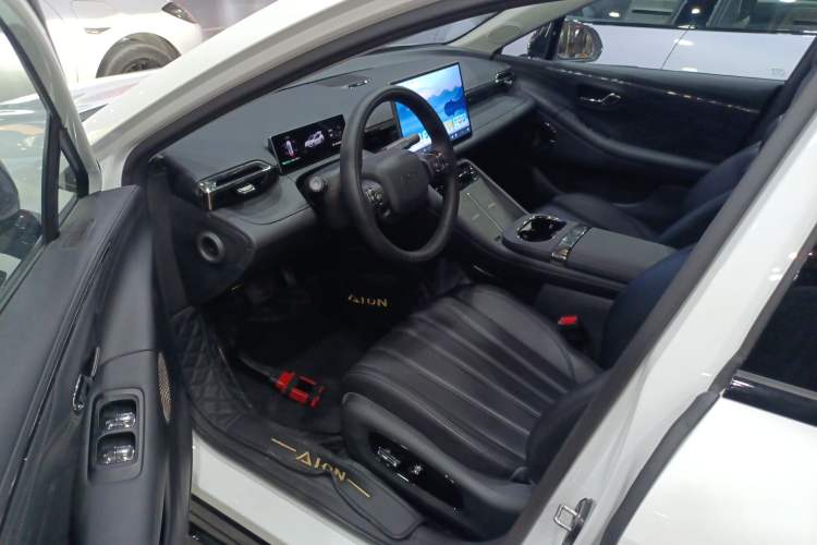 Used AION RT 2025 650 Zhijihao Edition