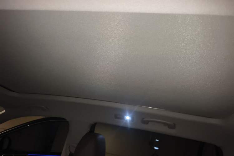 Used Volkswagen Tiguan L 2022 330TSI Automatic Two-Wheel Drive R-Line Flagship Edition Headliner