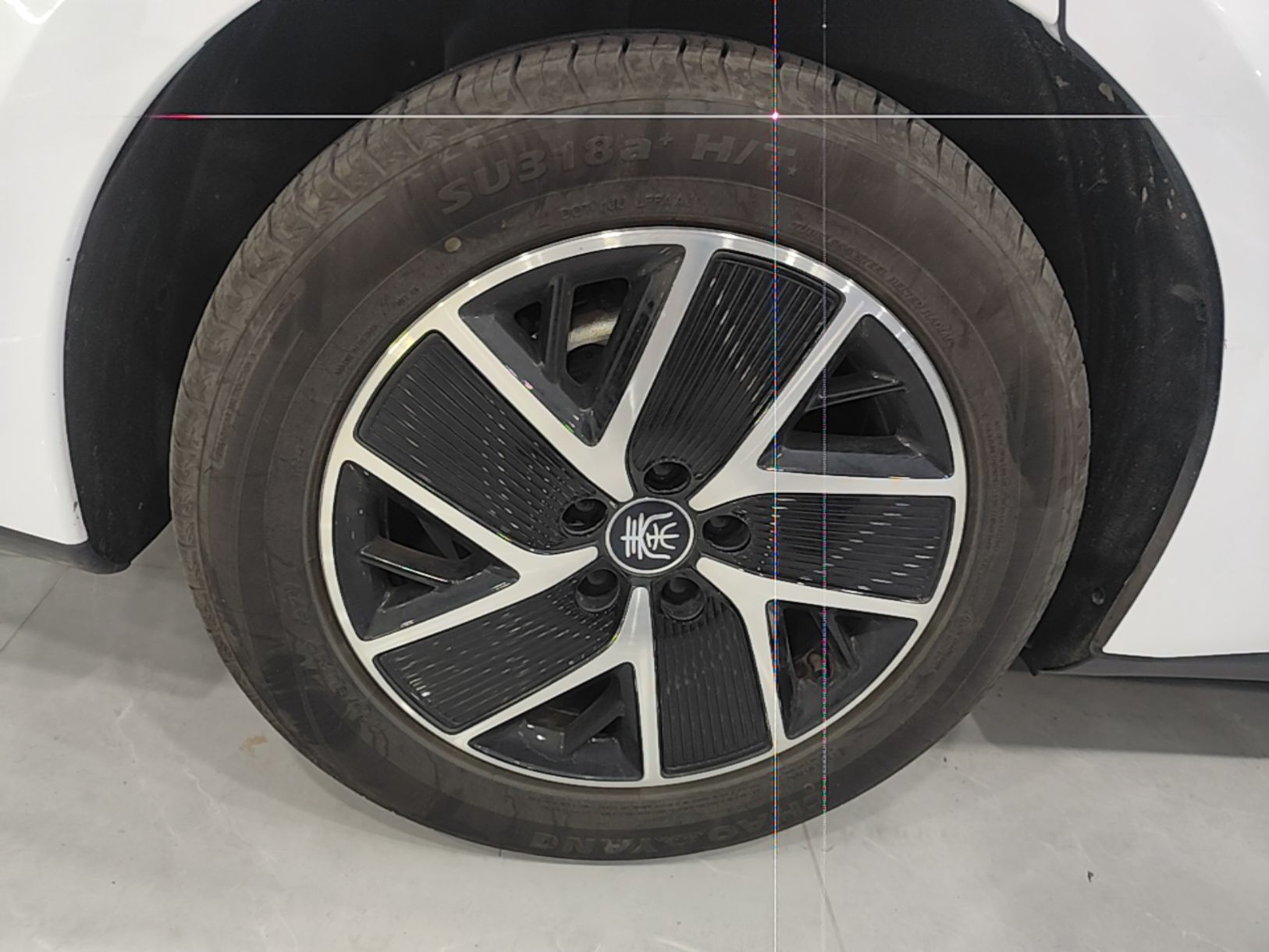 BYD Qin L 2025 DM-i Smart Drive 120KM Superior Model — снимка 11