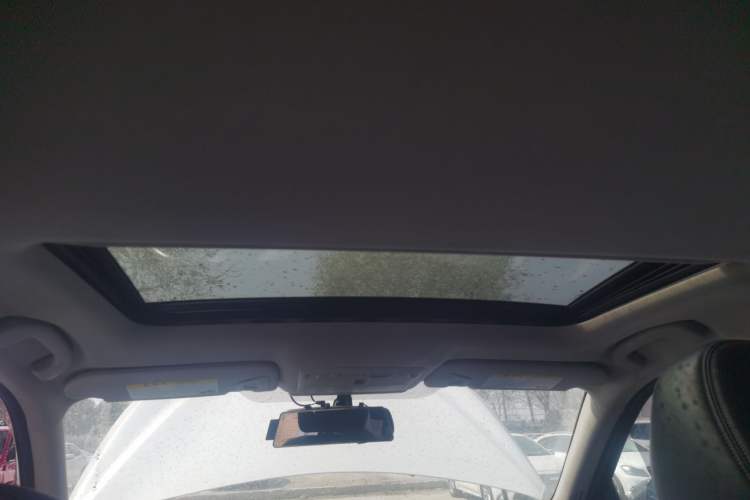 Used Infiniti Q50L 2015 2.0T Enjoyment Edition Headliner