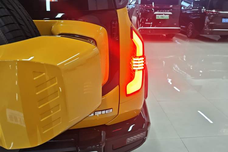 Used Deepal G318 2025 Worry-Free Cross-Country Edition Four-Wheel Drive Distant Mountains Version