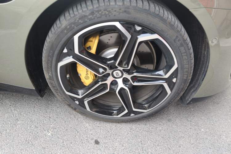 Used Xiaomi Auto SU7 2024 Four-Wheel Drive Ultra-Long Range Advanced Intelligent Driving Max Edition