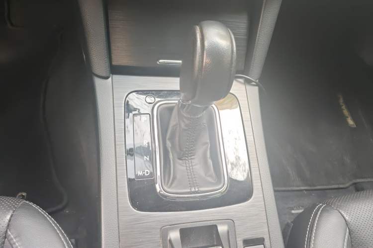 Used Subaru Outback 2015 2.5i Luxury Navigation Edition Gear Lever