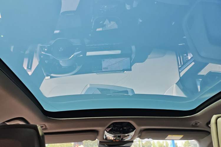 Used BMW X3 2025 Model, Facelifted xDrive25L Luxury Package