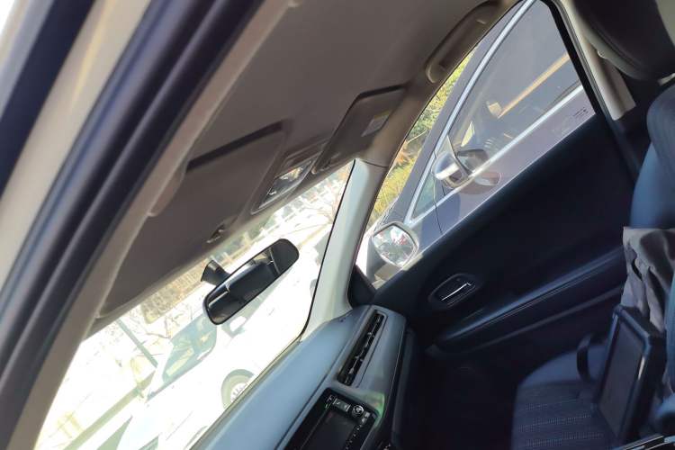 Used Honda Vezel 2015 1.8L CVT 2WD Elite Model