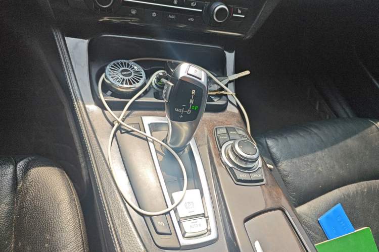 Used BMW 5 Series 2011 523Li Leading Model