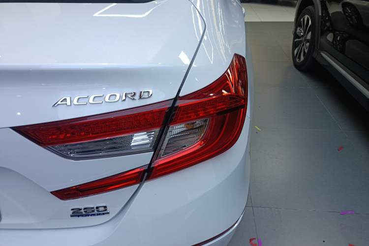Used Honda Accord 2018 260TURBO Elite Edition China VI Right Rear Taillight