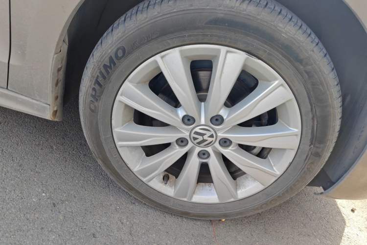 Used Volkswagen Sagitar 2014 Revised Version 1.6L Automatic Leading Edition