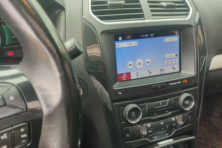 Used Ford Explorer 2016 2.3T Fashion Edition Audio And AC Panel