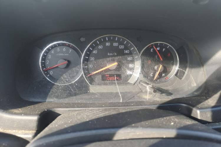 Used Changan Alsvin V3 2012 1.3L Manual Comfort Version China IV Standard
