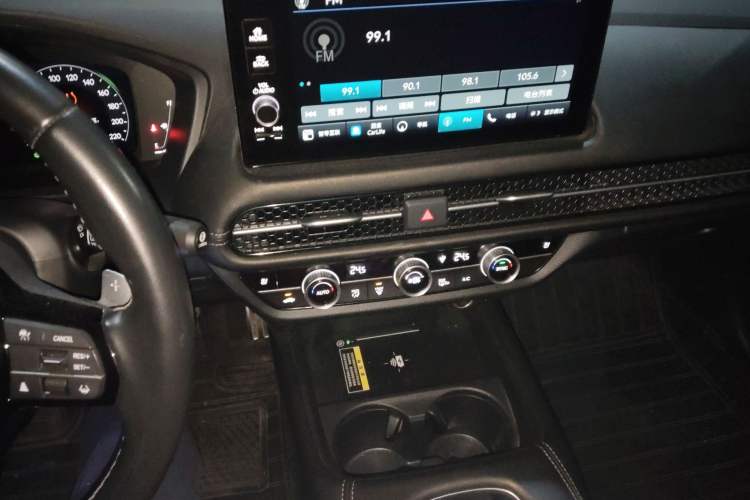 Used Honda ZR-V 2023 2.0L eHEV Sharp - Deluxe Edition
