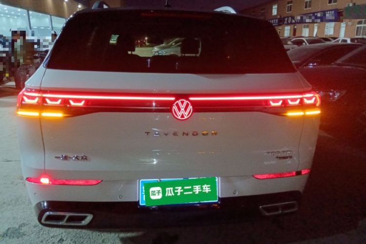 Used Volkswagen Tavendor 2023 380TSI Four-Wheel Drive R-Line Cruise Edition
