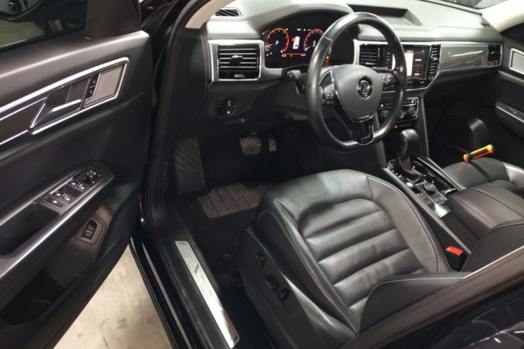 Used Volkswagen Teramont 2020 Revised Version 530 V6 Four-Wheel Drive Luxury Edition Driver Seat