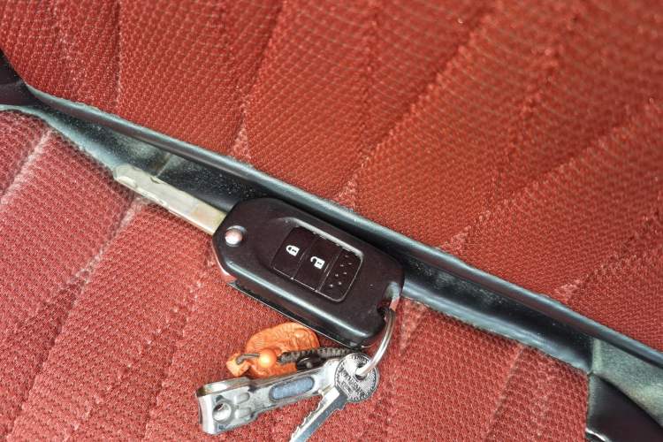 Used Honda CR-V 2016 2.0L two-wheel drive Urban Edition Vehicle Key