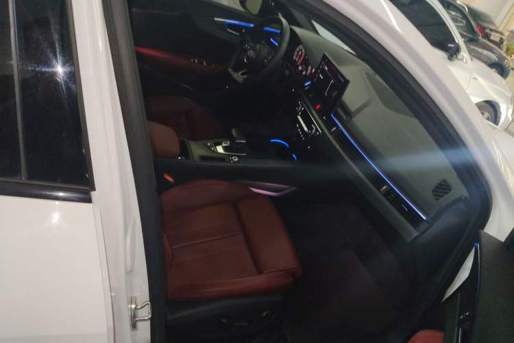 Used Audi A4L 2022 40 TFSI Luxury Dynamic Model