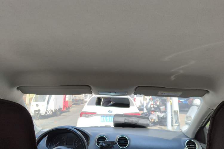 Used Volkswagen Jetta 2015 Value Edition 1.6L Manual Fashionable Style