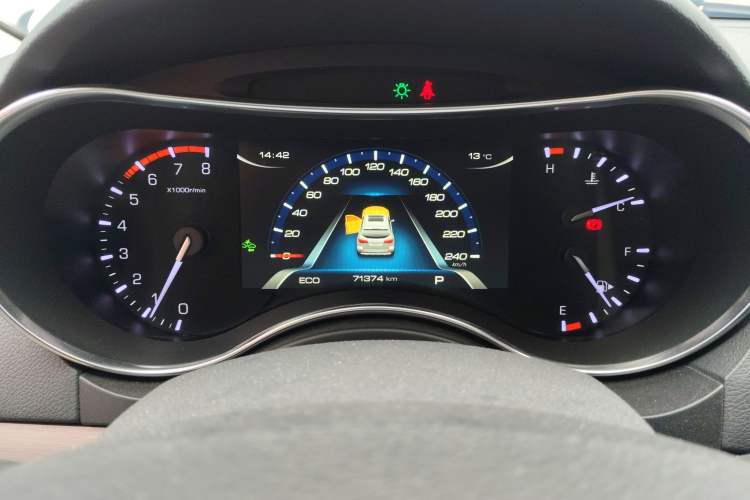 Used Haval H8 2017 2.0T Gasoline 4x4 Smart Enjoyment Version Instrument Cluster