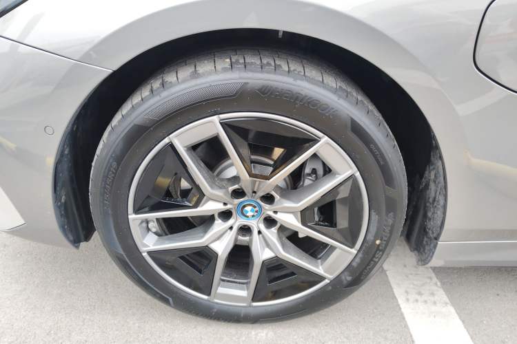 Used BMW i5 2024 eDrive 35L M Sport Package