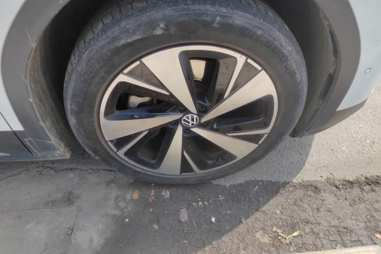 Used Volkswagen ID.6 X 2022 Intelligent Long-Range Version Right Front Wheel Hub