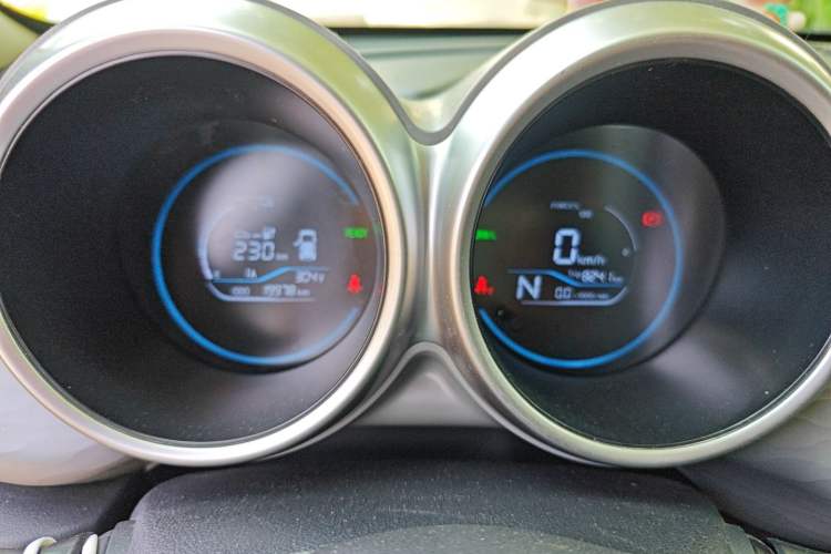 Used ORA Black Cat 2022 301km Base Version Ternary Lithium