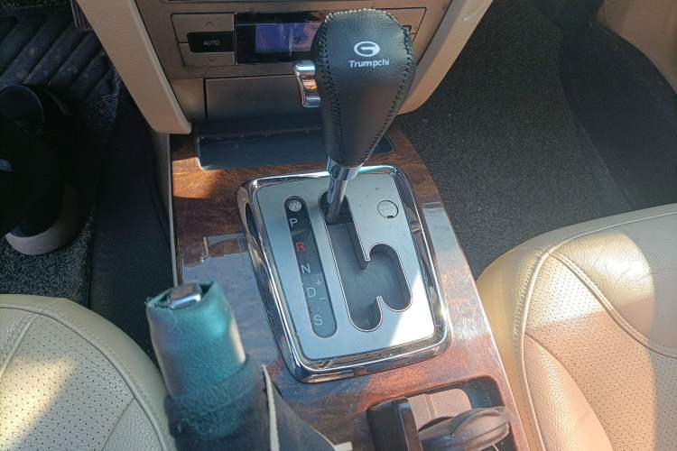 Used GAC Trumpchi GA5 2011 2.0L Automatic Luxury Edition
