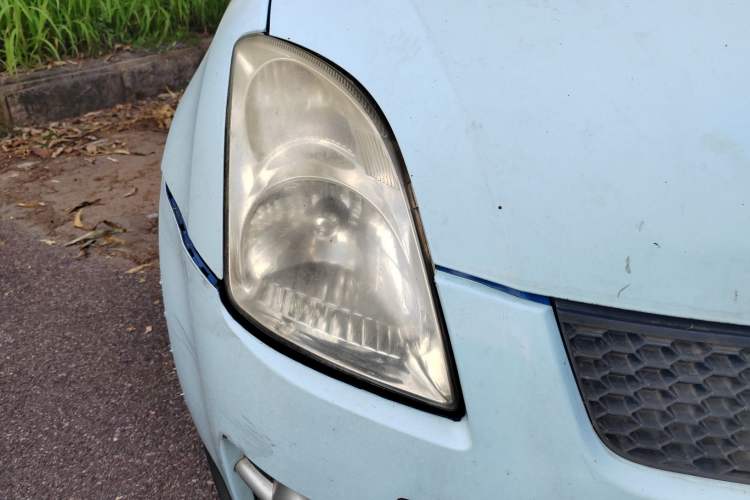 Used Suzuki Swift 2009 1.5L Automatic Two-Tone Xuanrui Edition