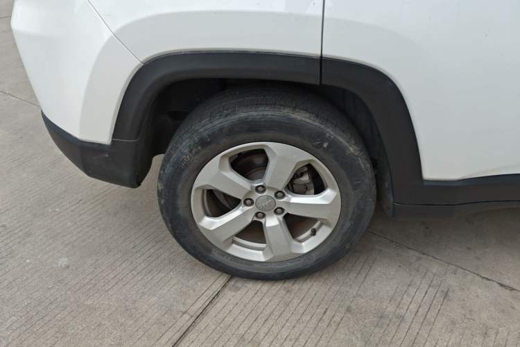 Used Jeep Compass 2017 200T Automatic Family Edition