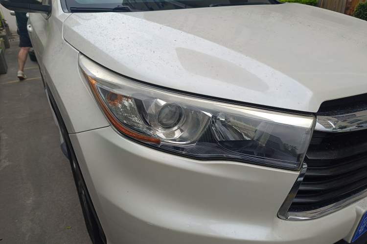 Used Toyota Highlander 2017 2.0T Four-Wheel Drive Luxury Edition 7 Seats